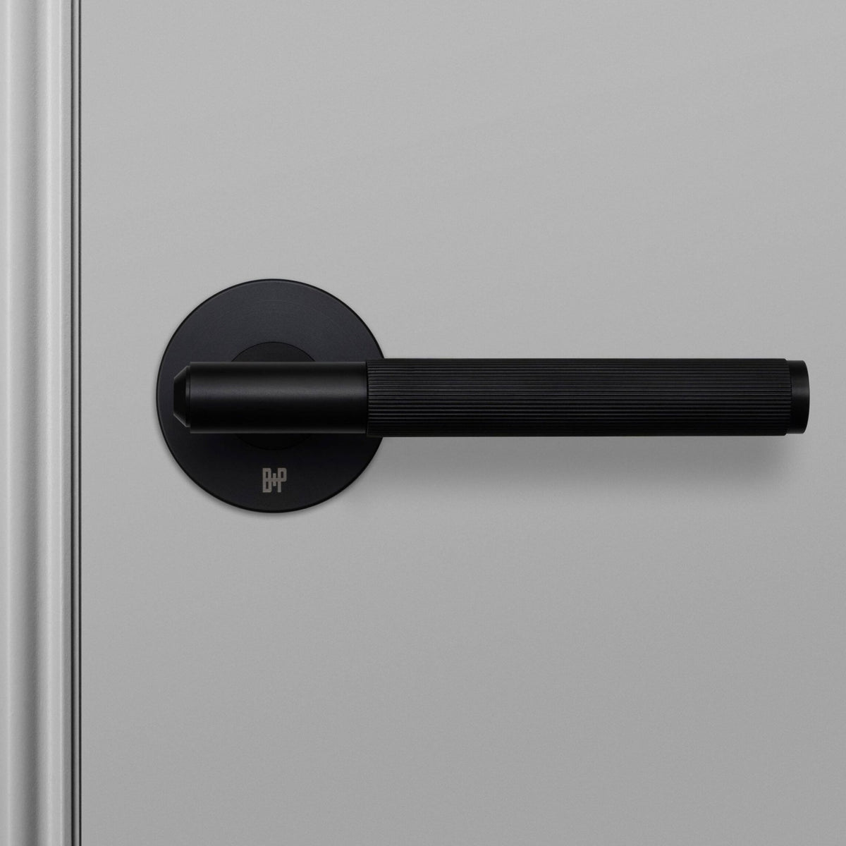 Linear Knurled Door Handle Set In Welders Black