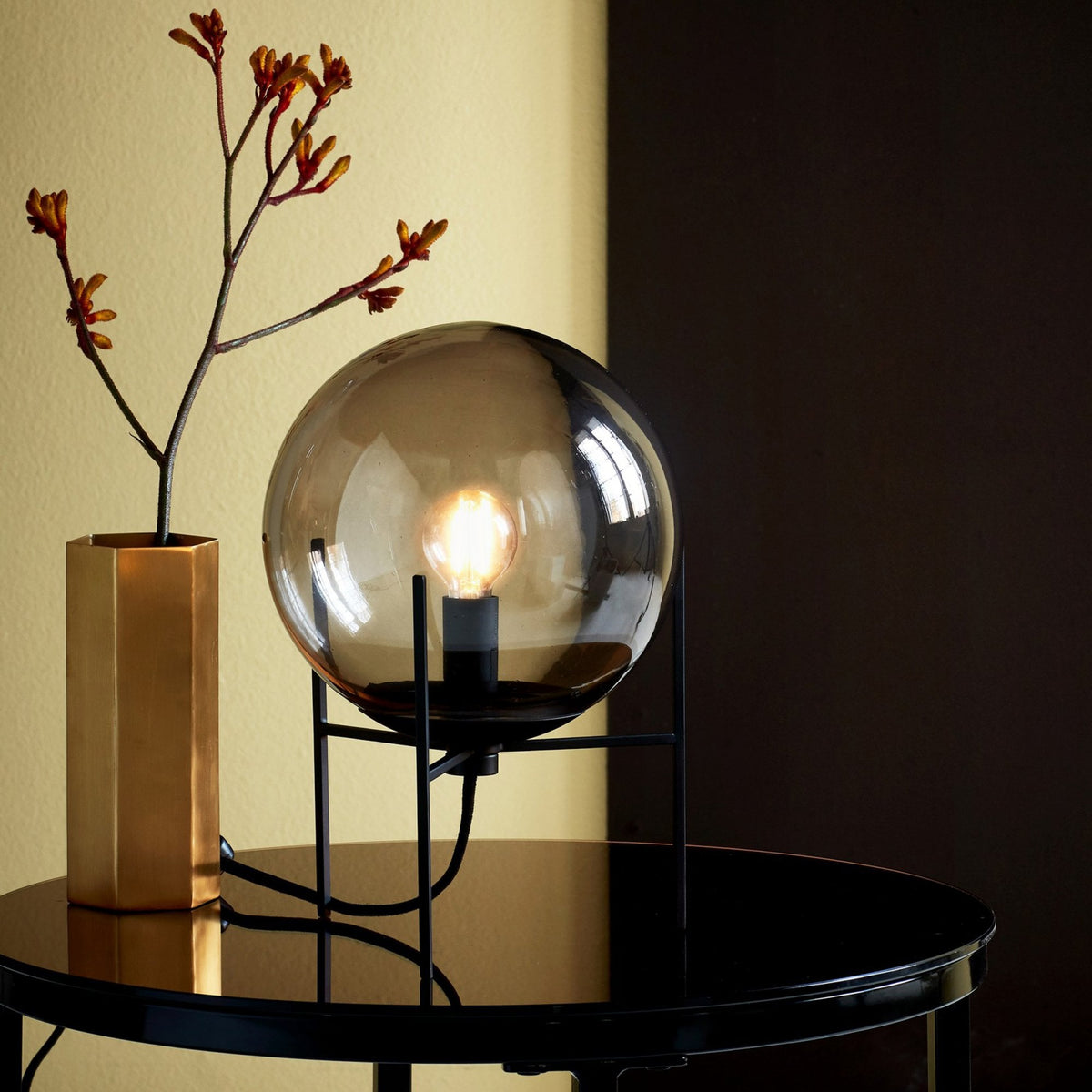 Alton Table Lamp With Smoked Glass In Black