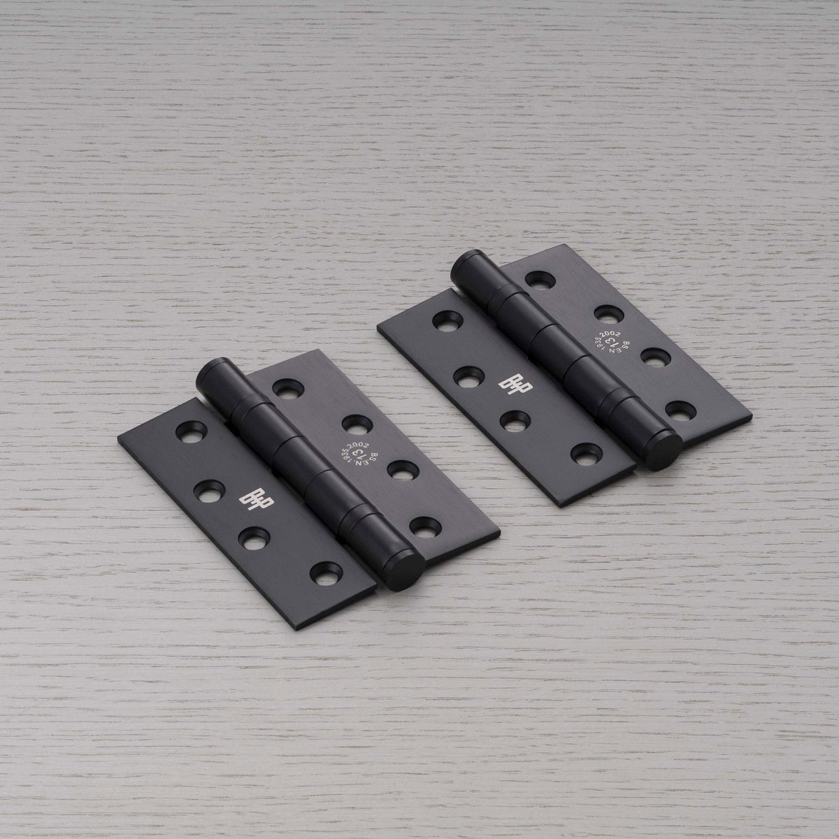 102 Door Hinge Set In Welders Black
