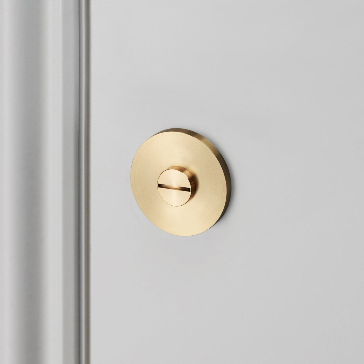Knurled Thumb Turn Lock In Brass