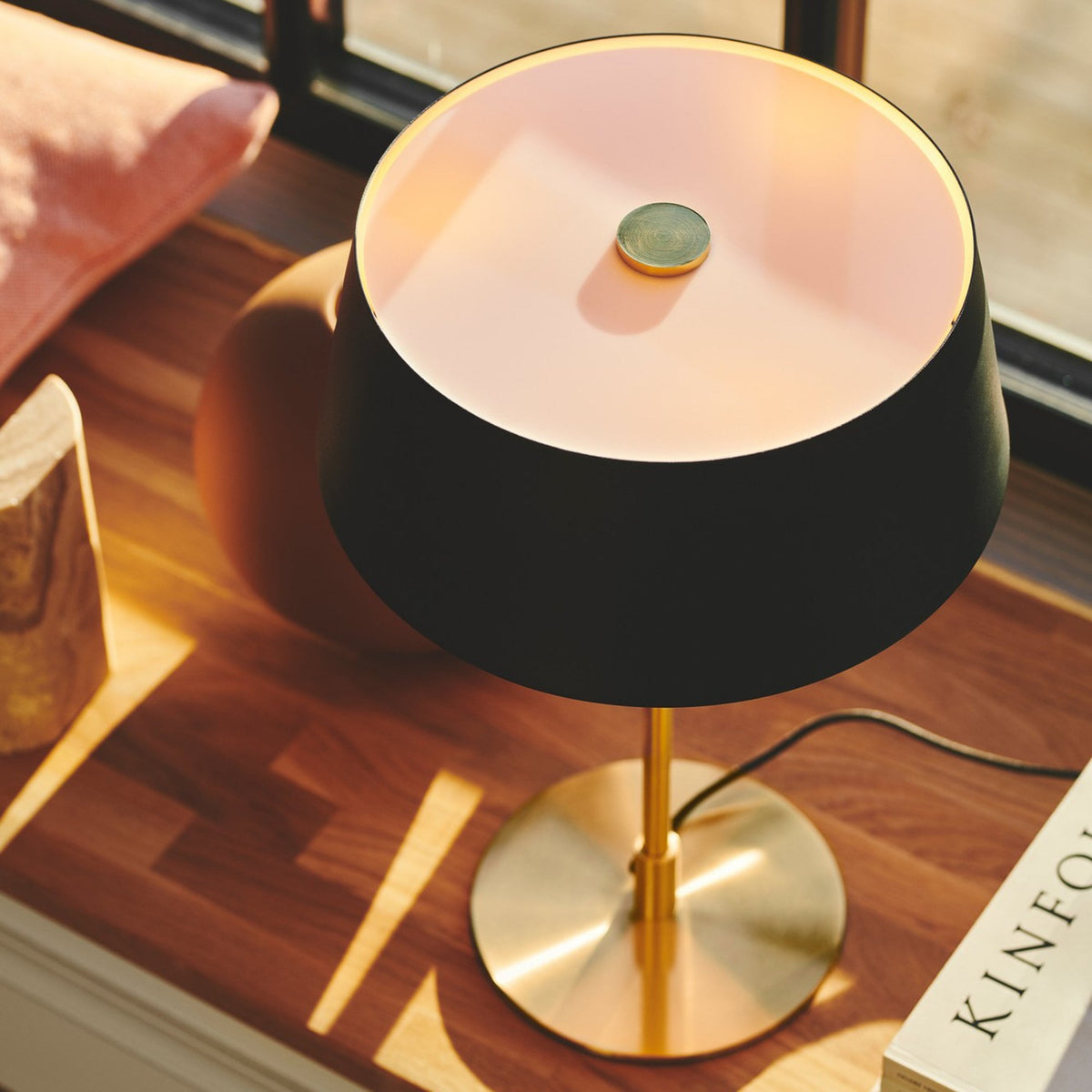 Clasi Table Lamp in Black With Brass Detailing