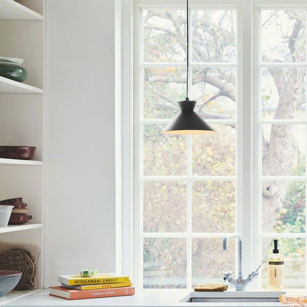 Dial 25 Pendant in Black