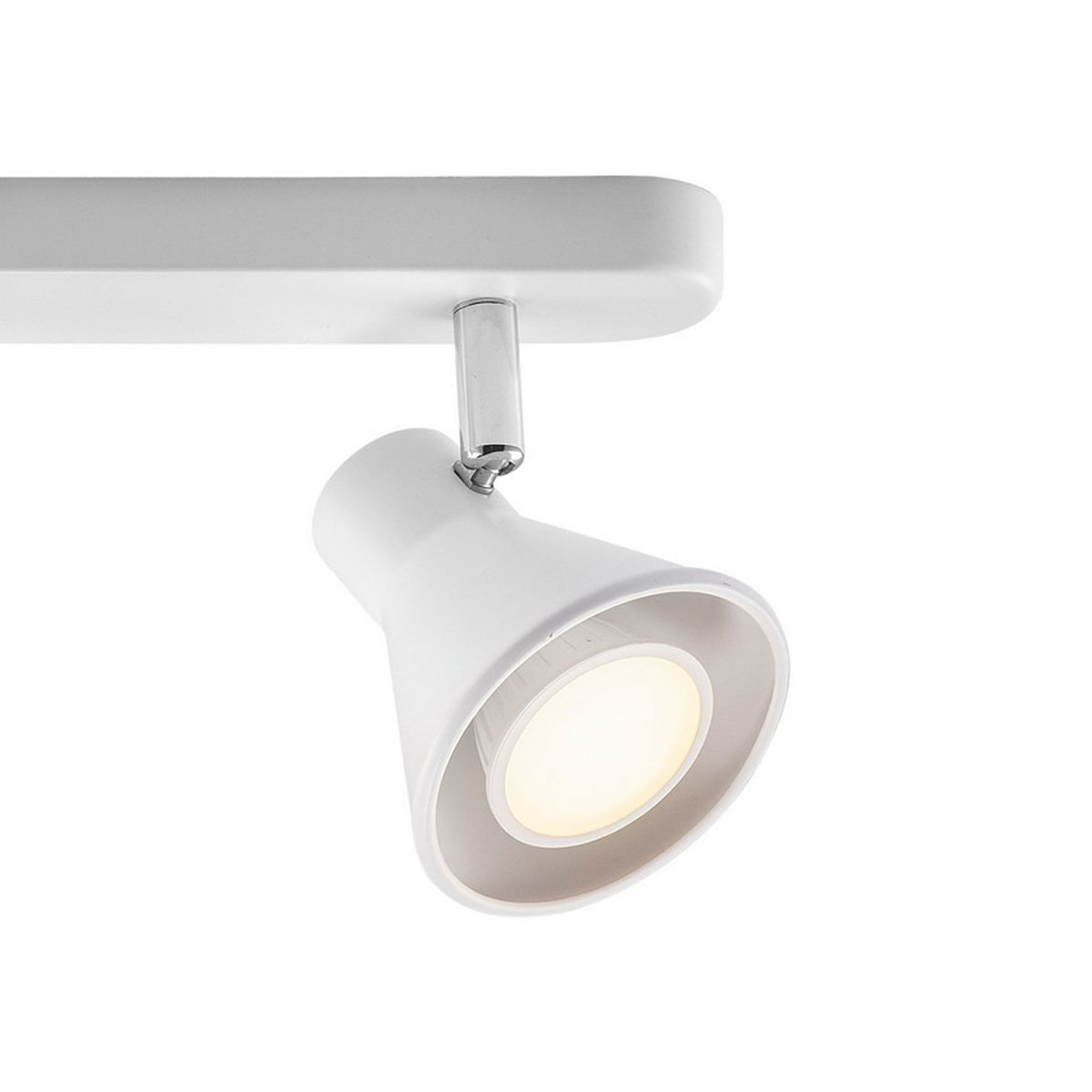 Eik Three Light Bar Spotlight in White