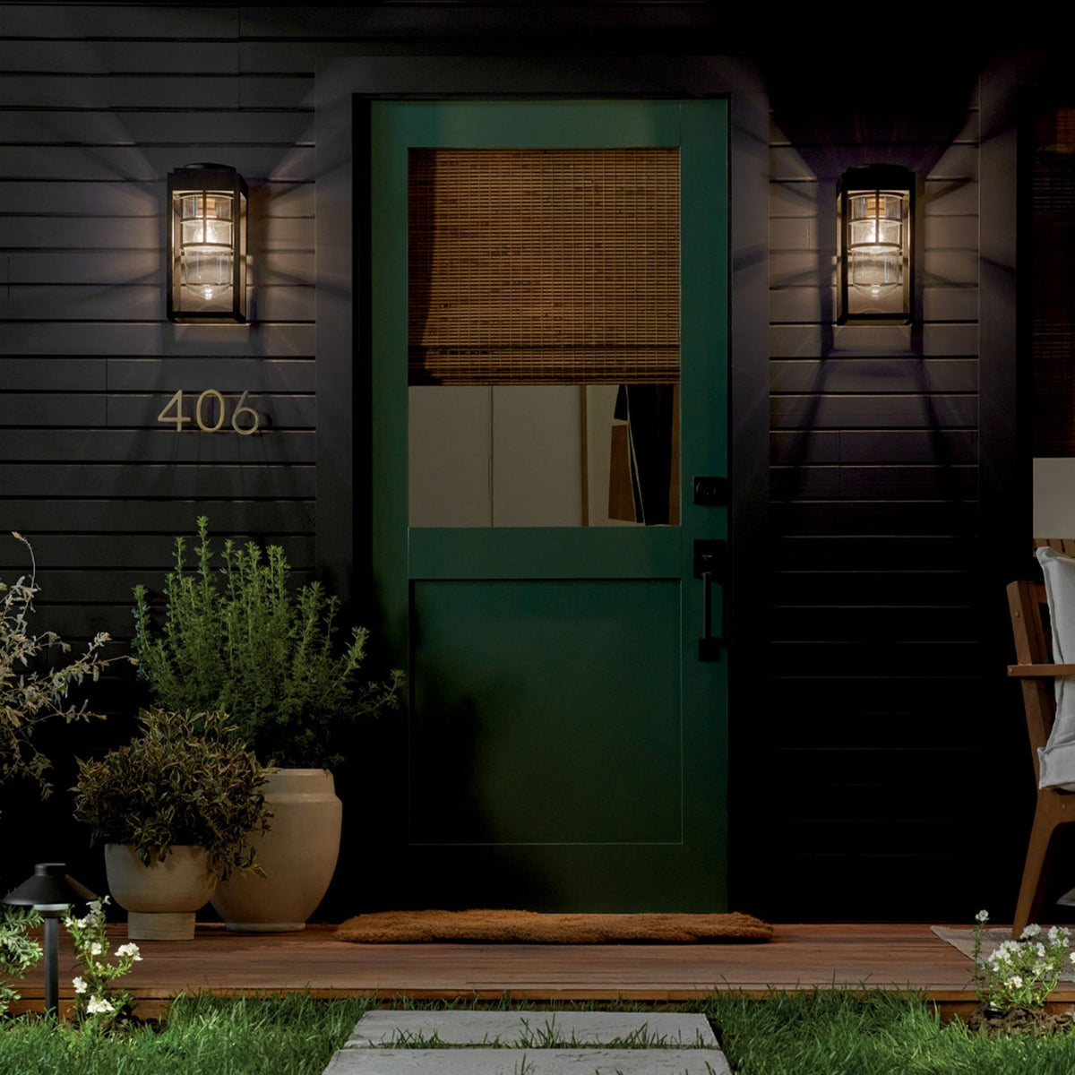 Hone Coastal IP44 Small Exterior Wall Light in Textured Black with Clear Glass