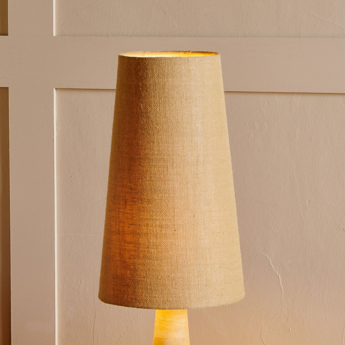 Dia Jute Medium Tall Shade in a Natural Finish