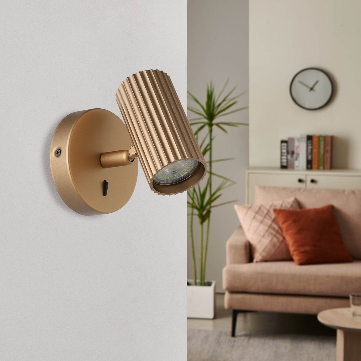 Portillo Modern Ribbed Switched Single Spotlight in Matte Brass