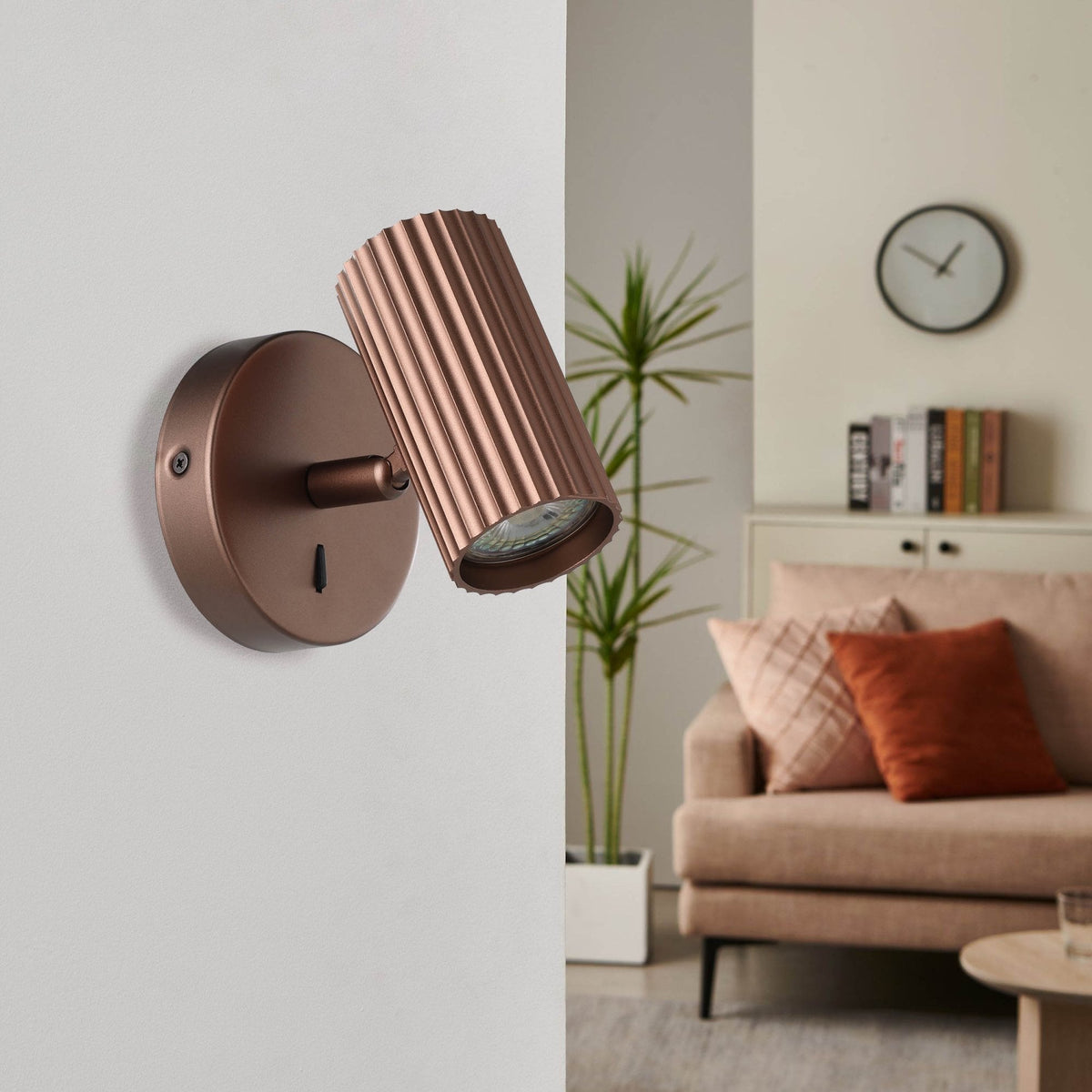 Portillo Modern Ribbed Switched Single Spotlight in Bronze