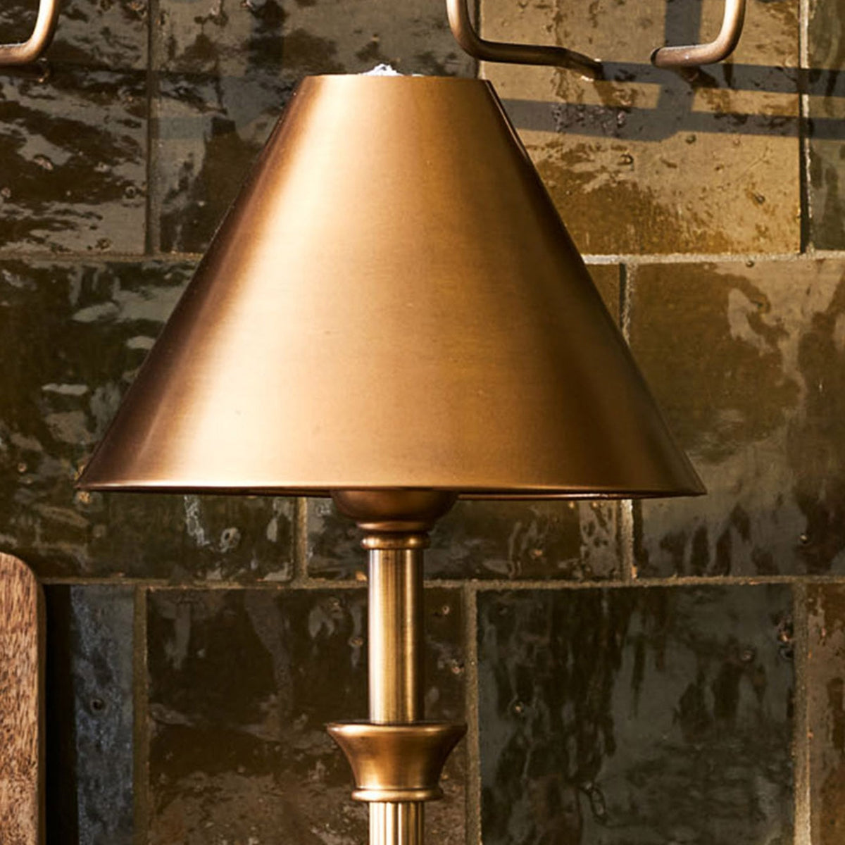 Kelmscot Table Lamp in Antique Brass