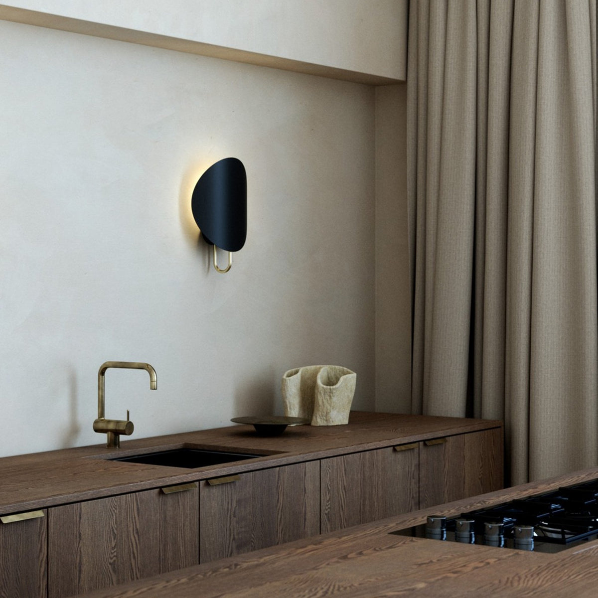 Spargo Plugged Wall Light in Black with Brass Detail
