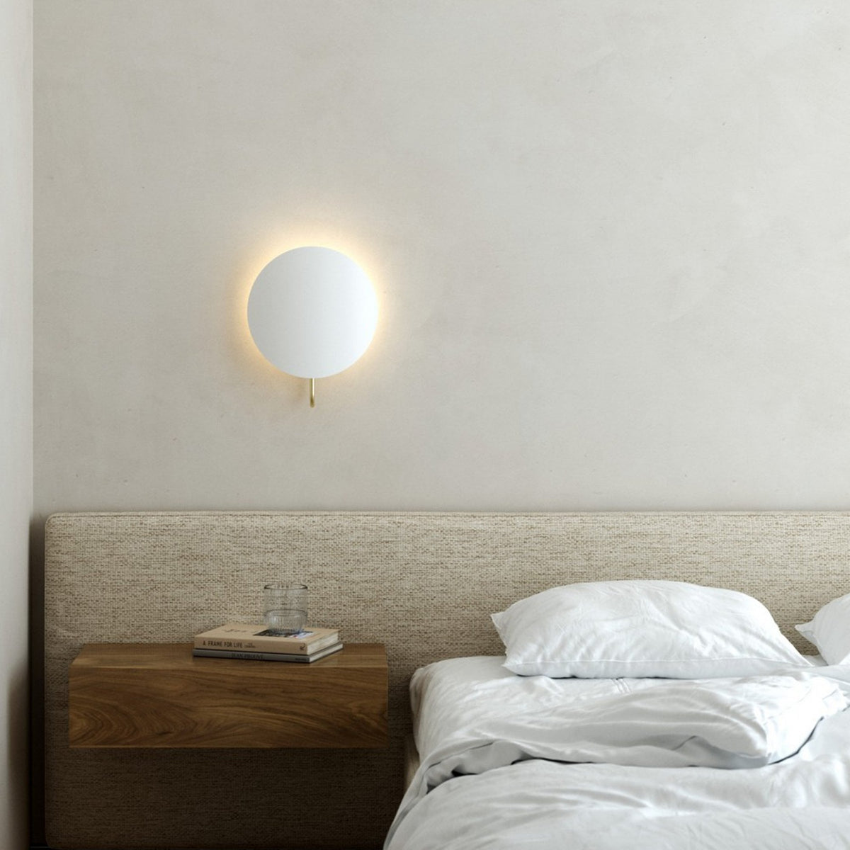 Spargo Plugged Wall Light in White with Brass Detail