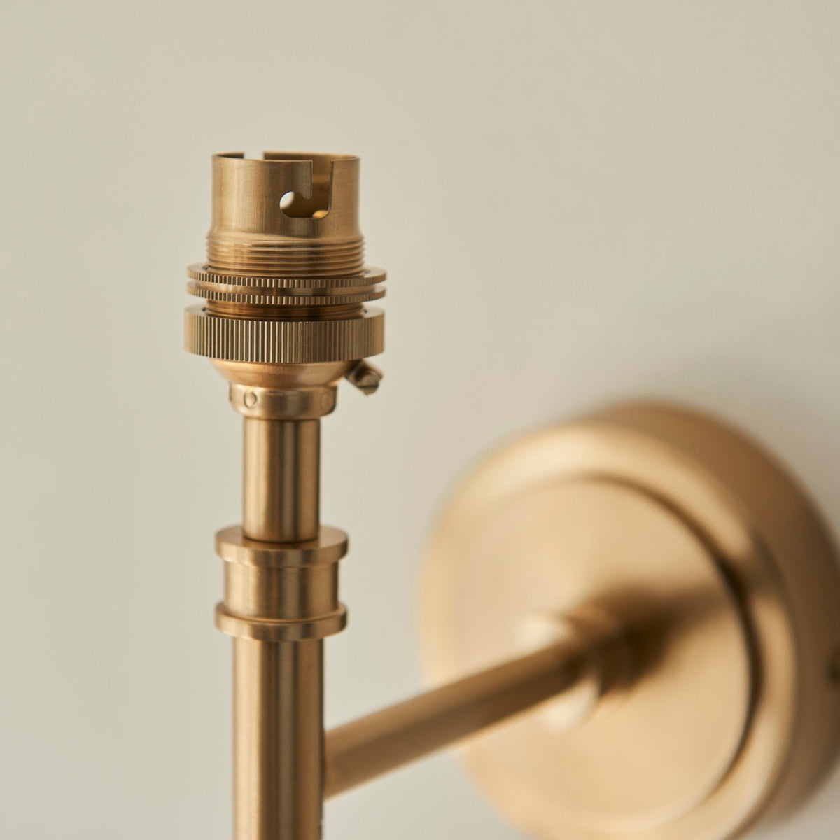 Chester Single Wall Light in Aged Brass