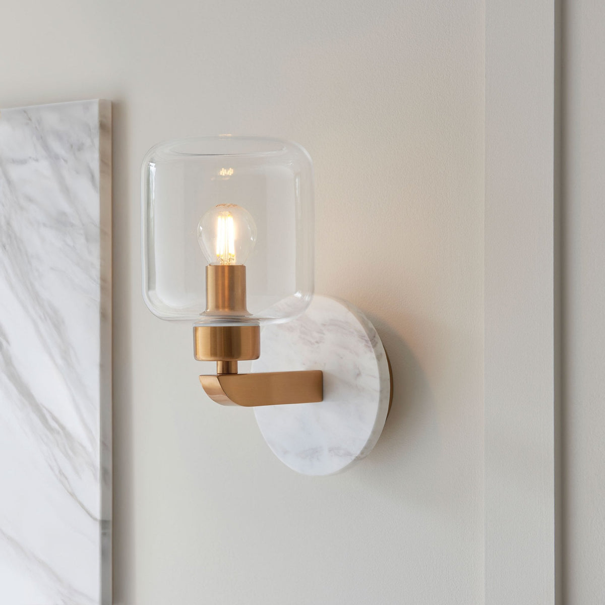 Travi Wall Light in Vintage Brass & White Volakas Marble with Clear Glass Shade