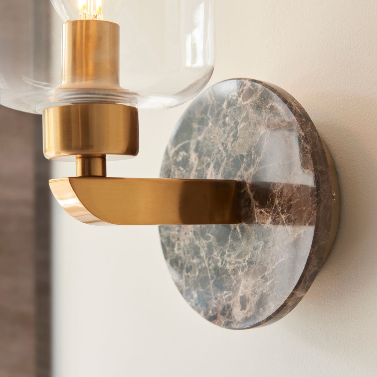 Travi Wall Light in Vintage Brass & Dark Brown Emperador Marble with Clear Ribbed Glass Shade