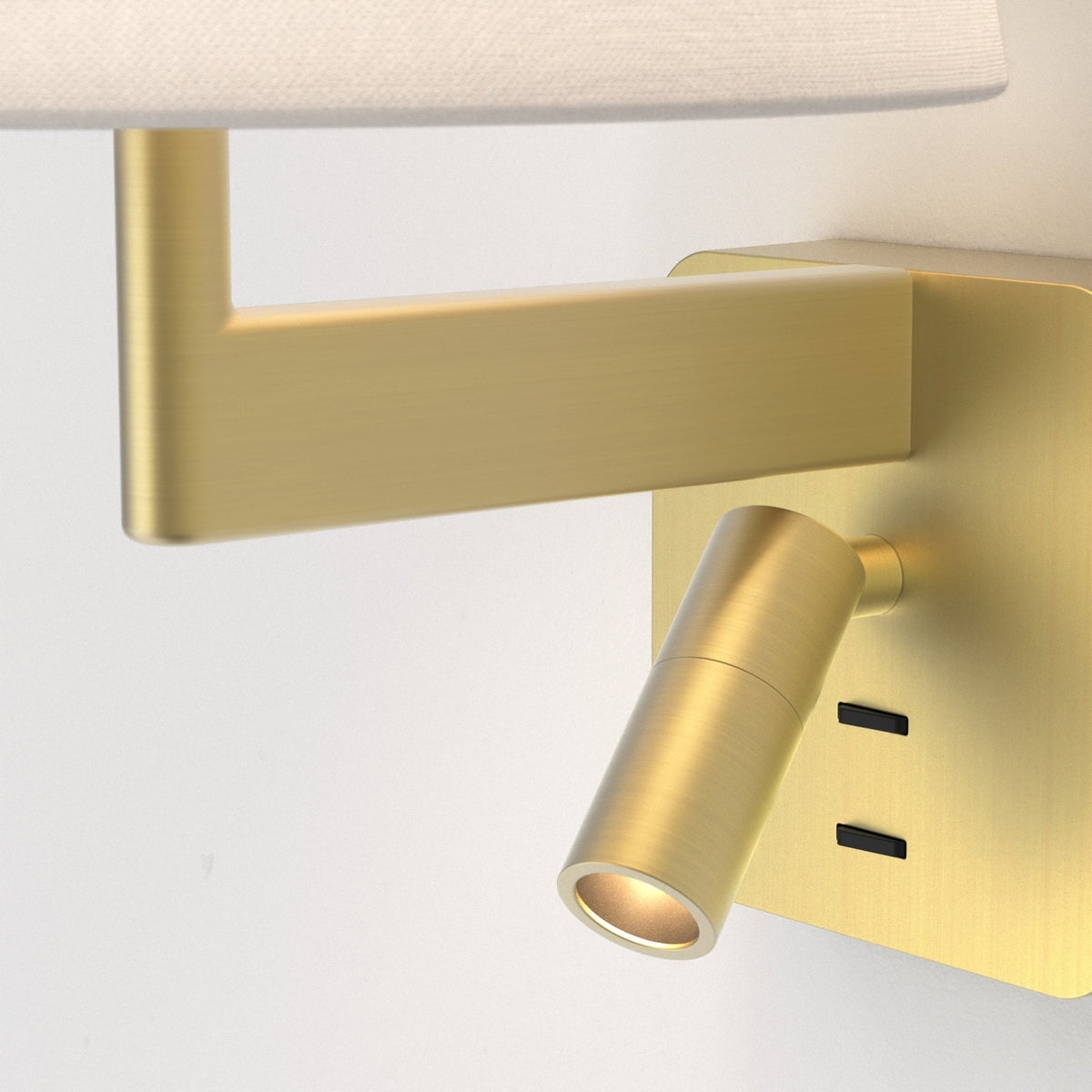 Beaumont Switched Reader in Matt Gold