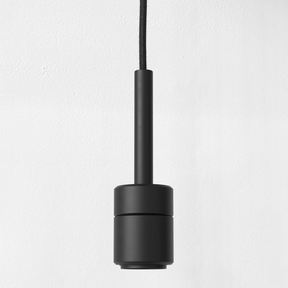 E27 Pendant Suspension Kit 4 In Matt Black