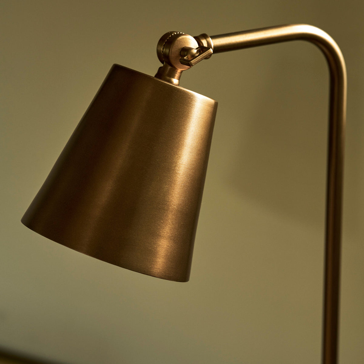Winsley Iron Table Lamp With Marble Base In Antique Brass Finish