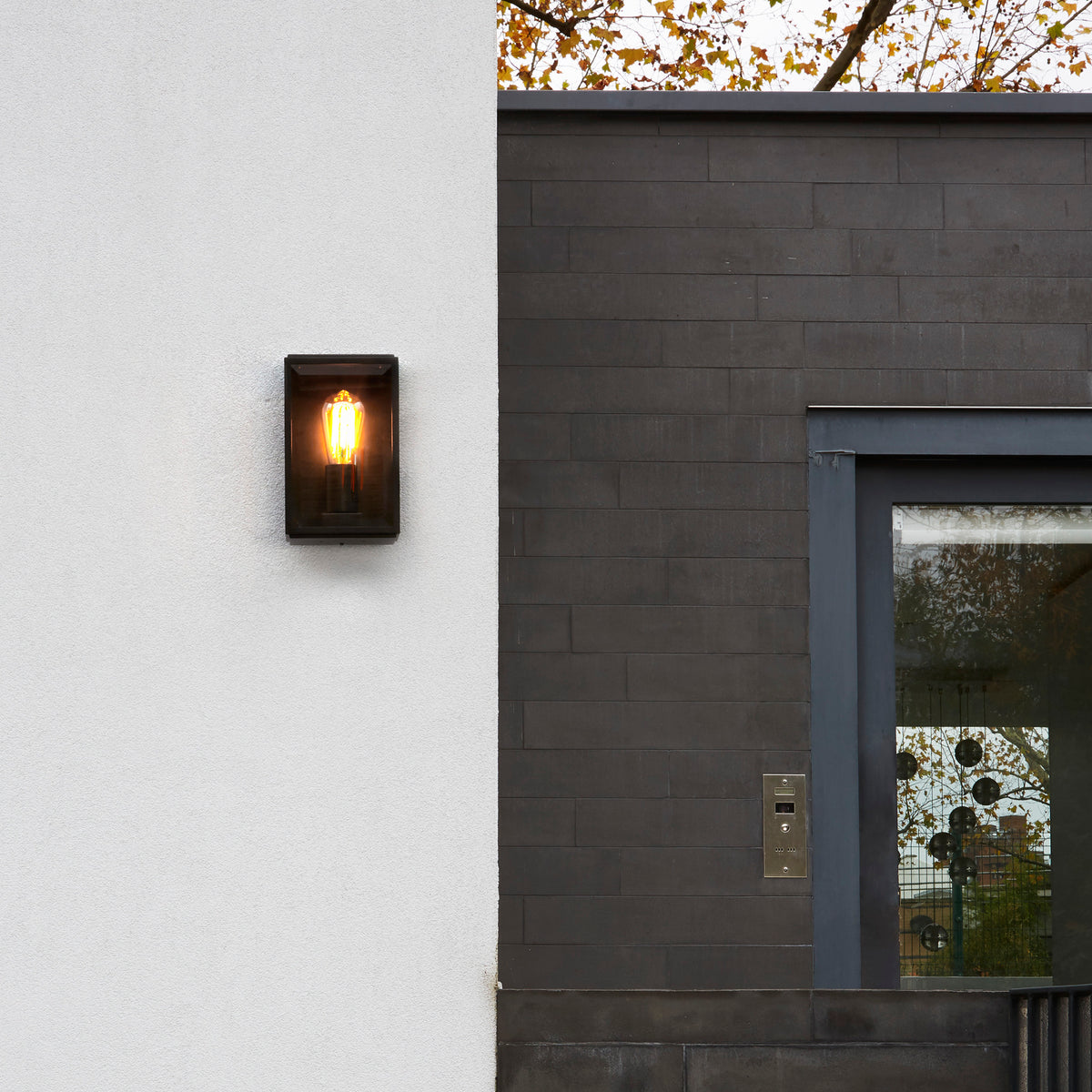 Homefield 160 Exterior IP44 Wall Light in Bronze