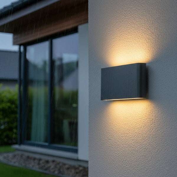 Outdoor wall light in anthracite with warm white light