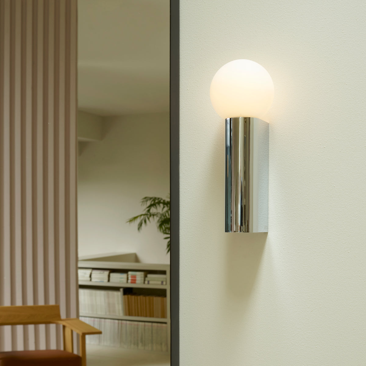 Ortona Single IP44 Bathroom Wall Light in Polished Chrome