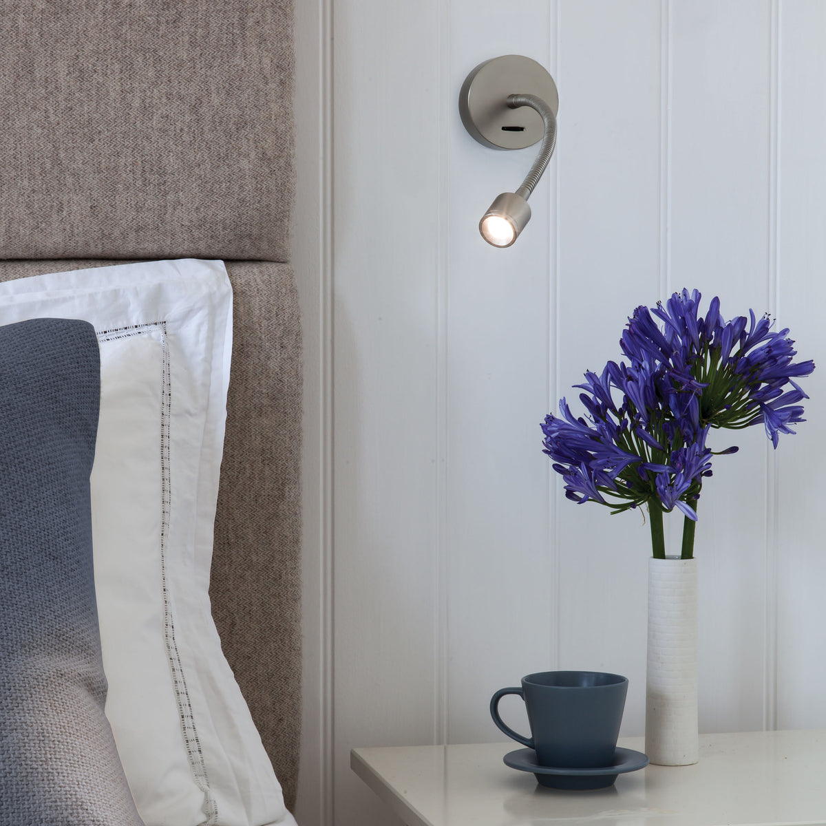 Fosso Switched LED Reading Wall Light in Matt Nickel