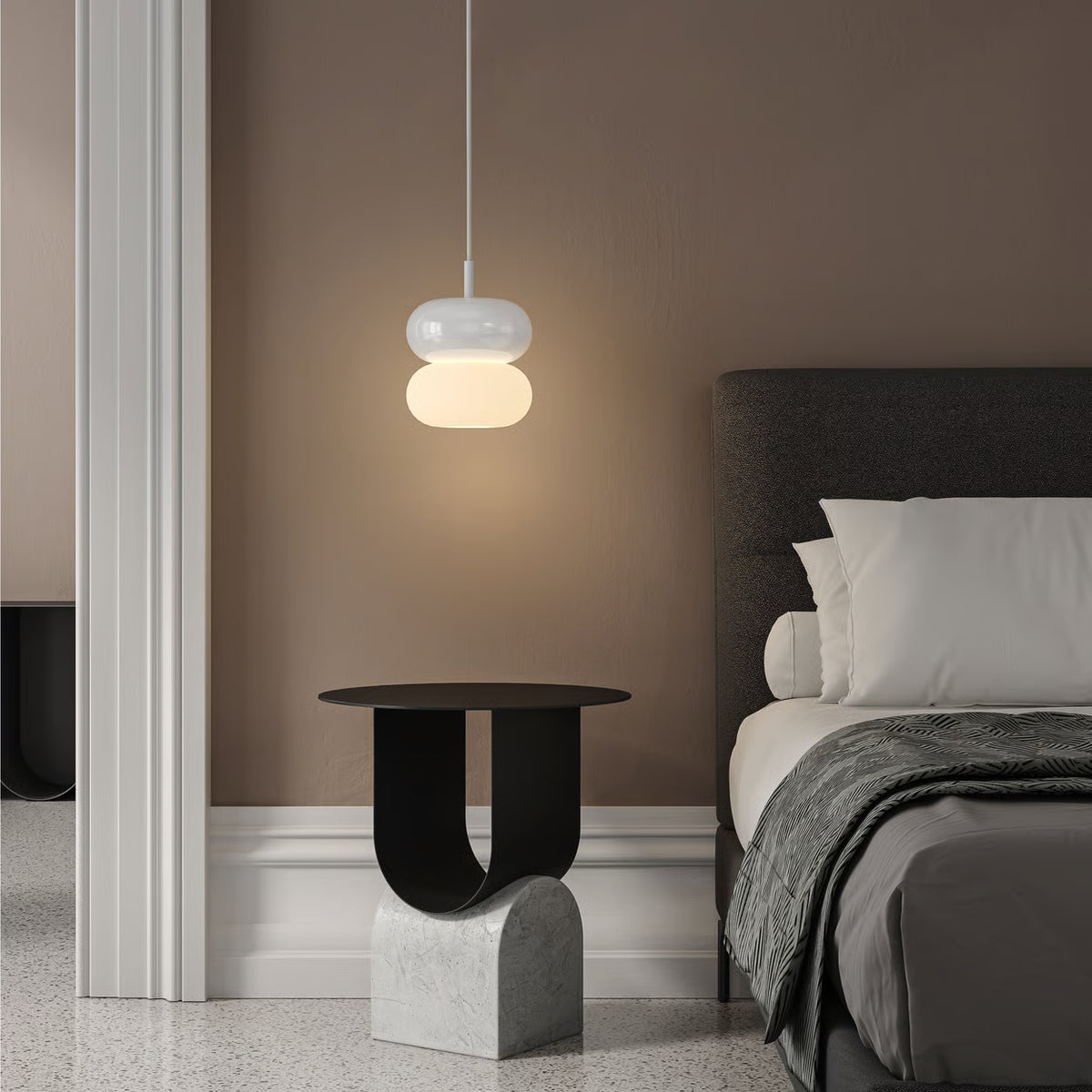 Pendant in Matt White with Duo 210 Shade in White