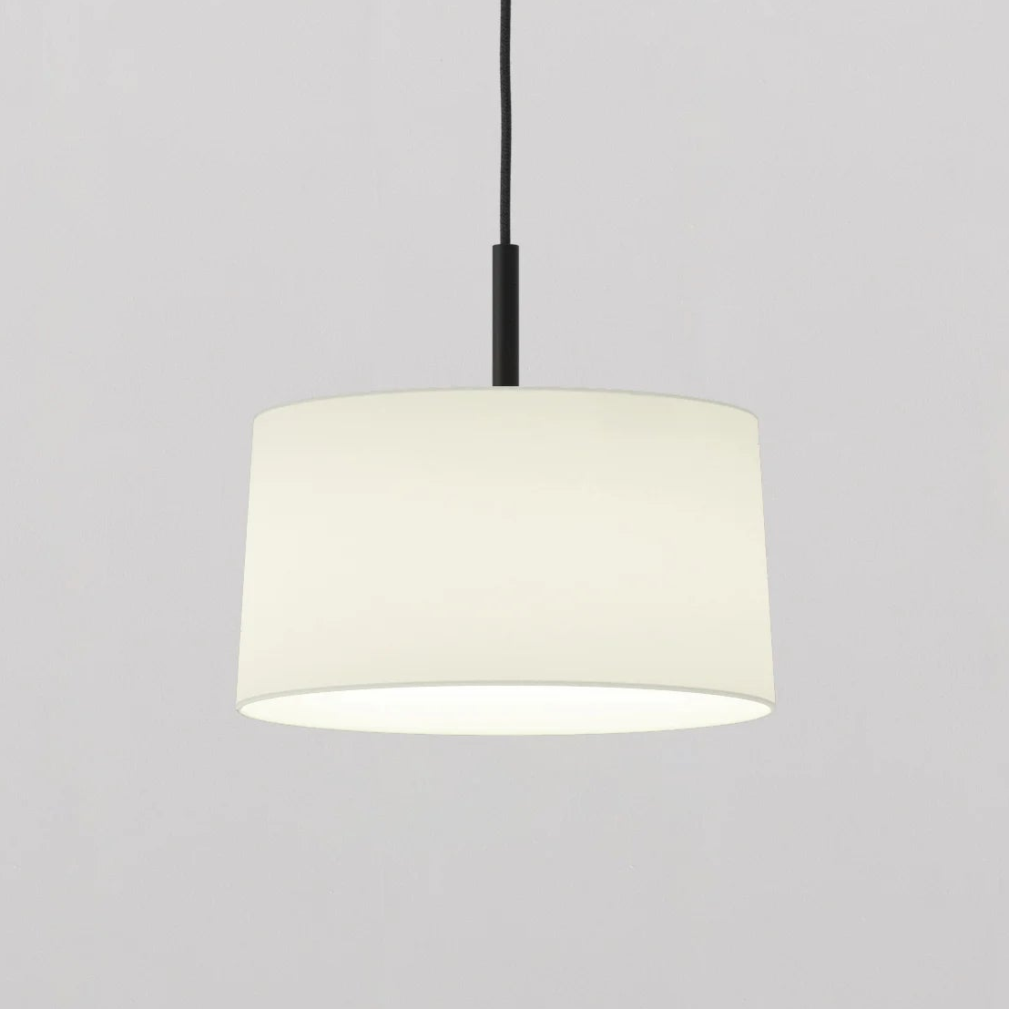 Pendant in Matt Black with Tapered 320 Pendant Shade in White
