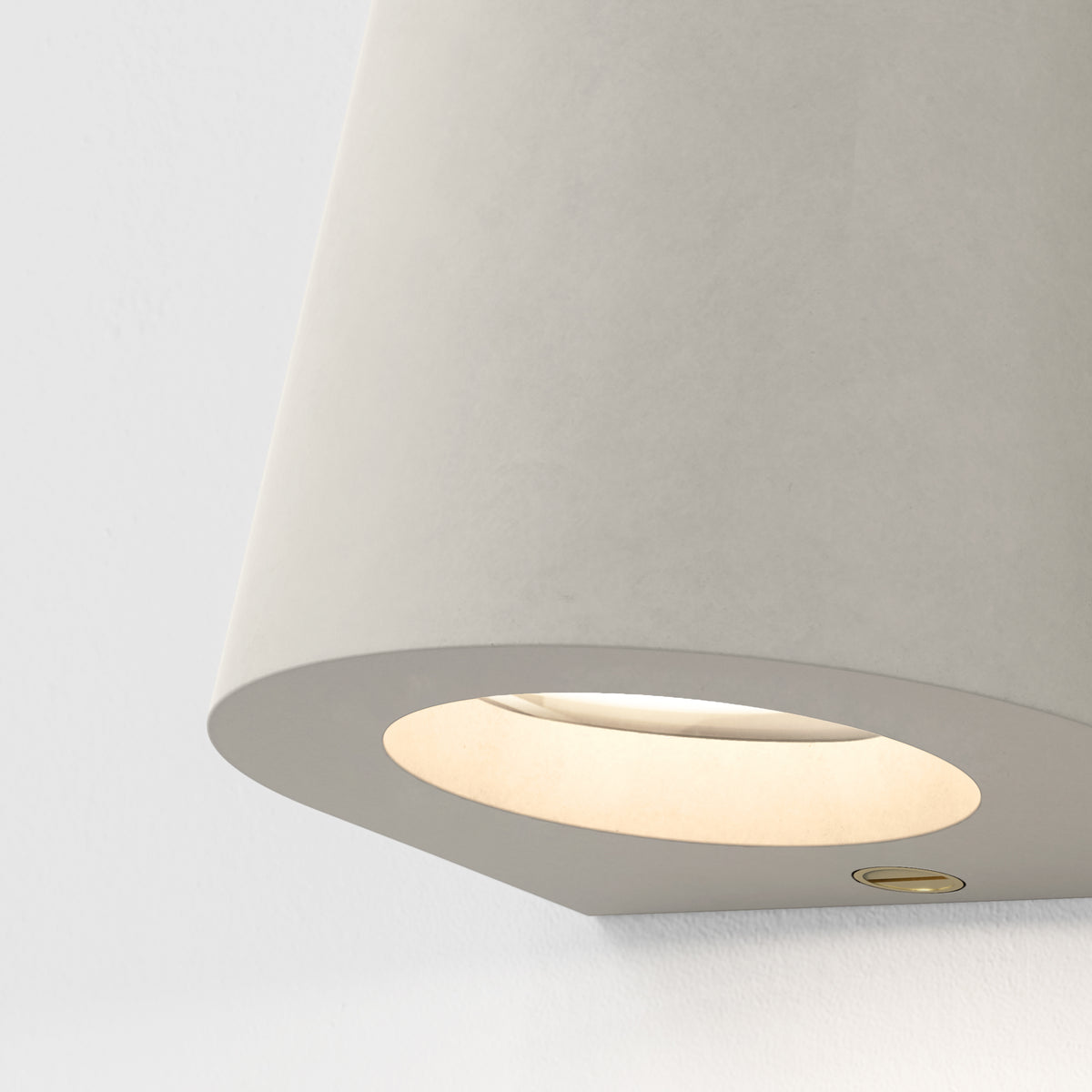Mast IP44 Exterior Coastal Wall Light in Matt Concrete