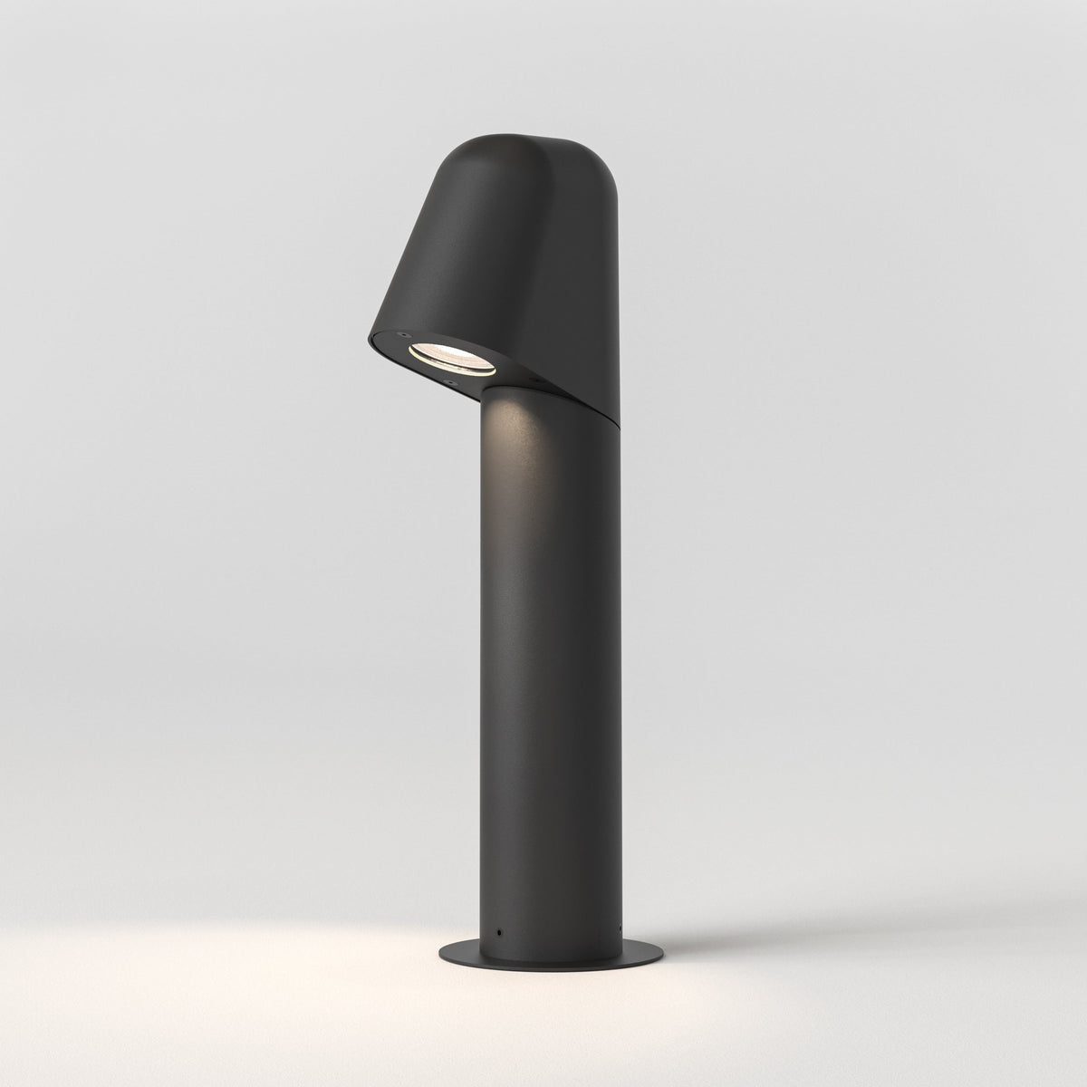 Mast 400 Exterior Bollard in Textured Black