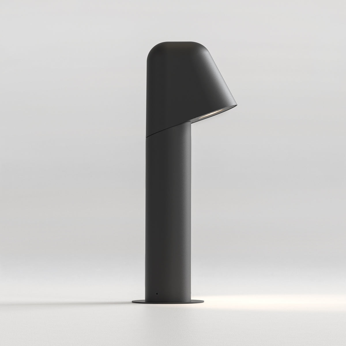 Mast 400 Exterior Bollard in Textured Black