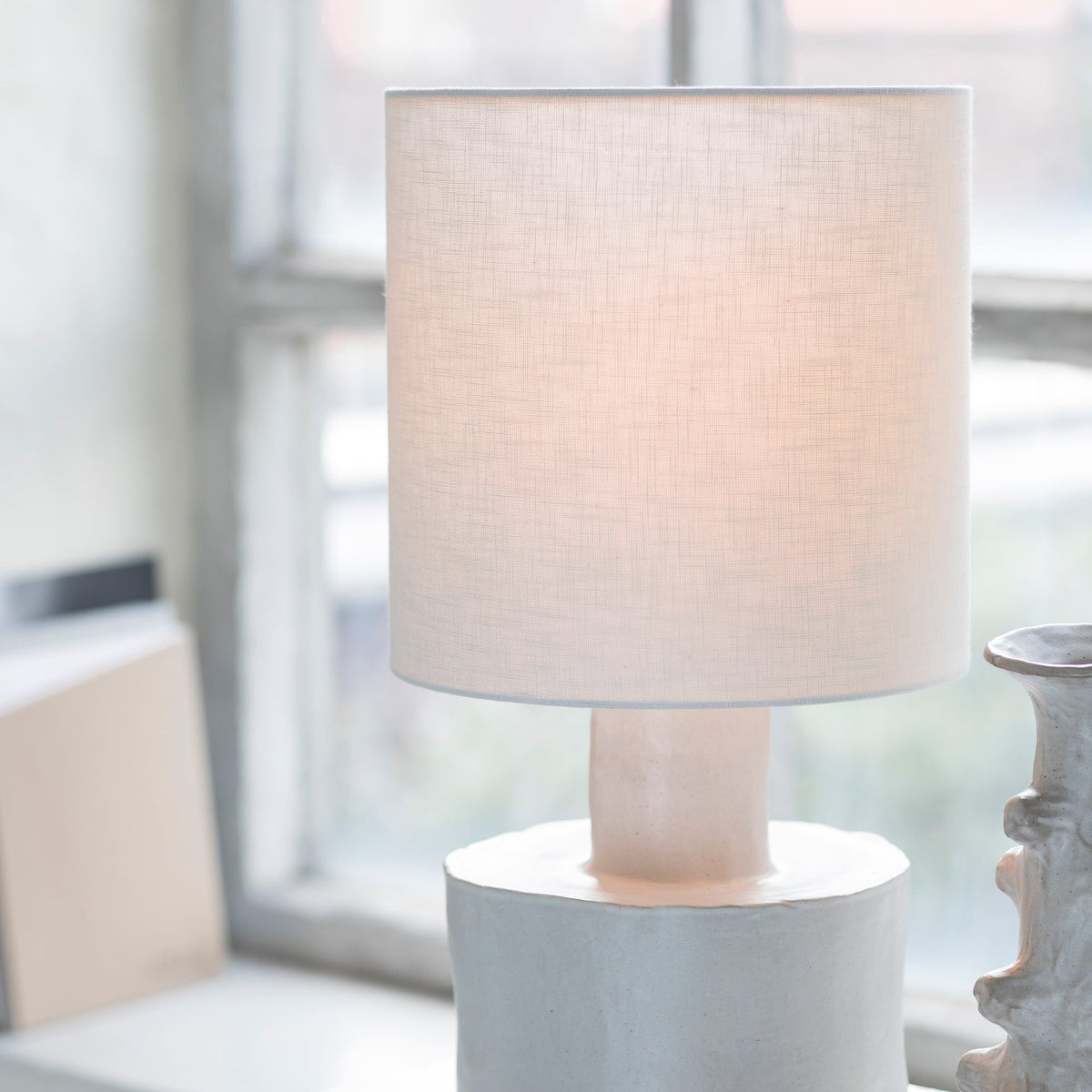 Catherine Stoneware Table Lamp In White