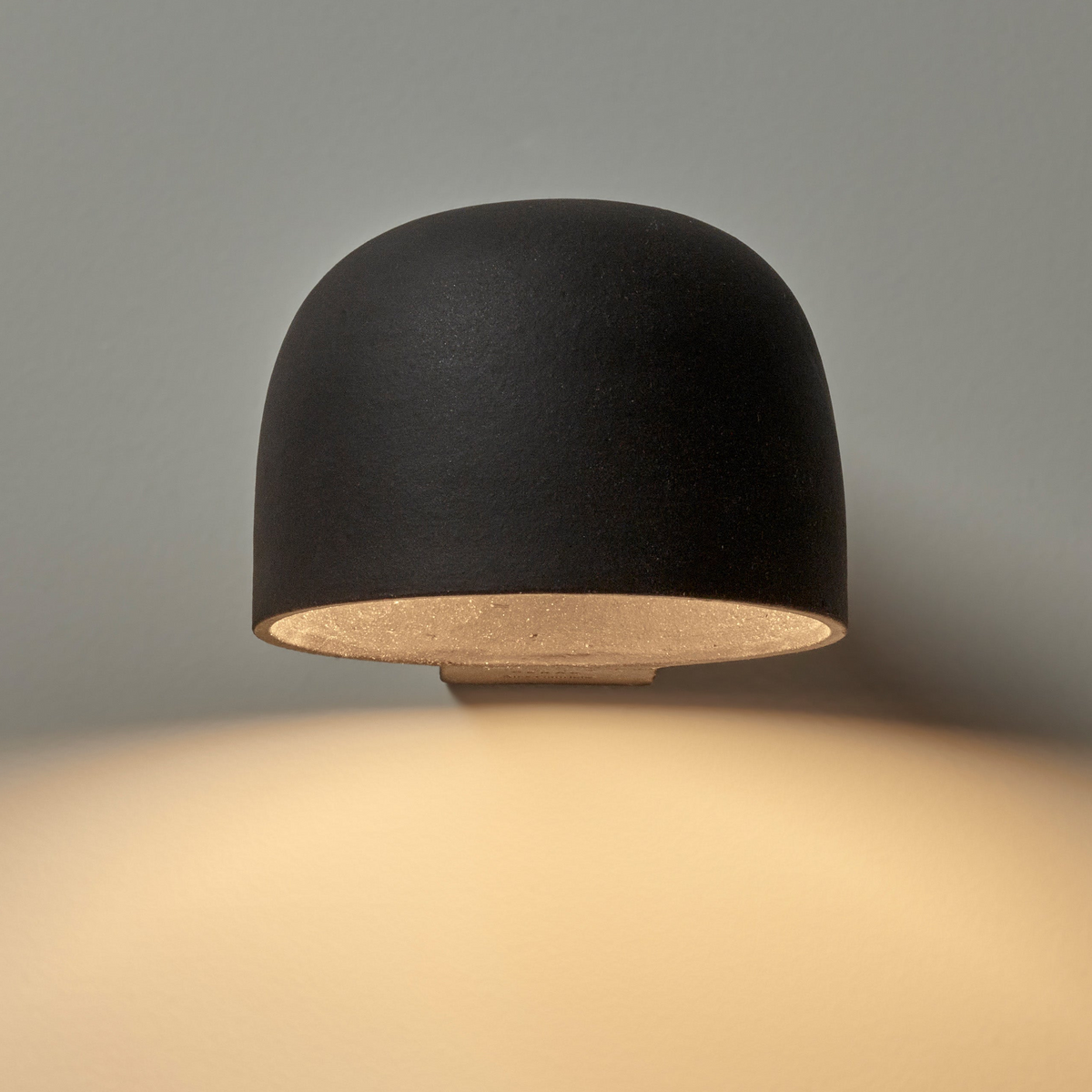 Wall Lamp Black Nova