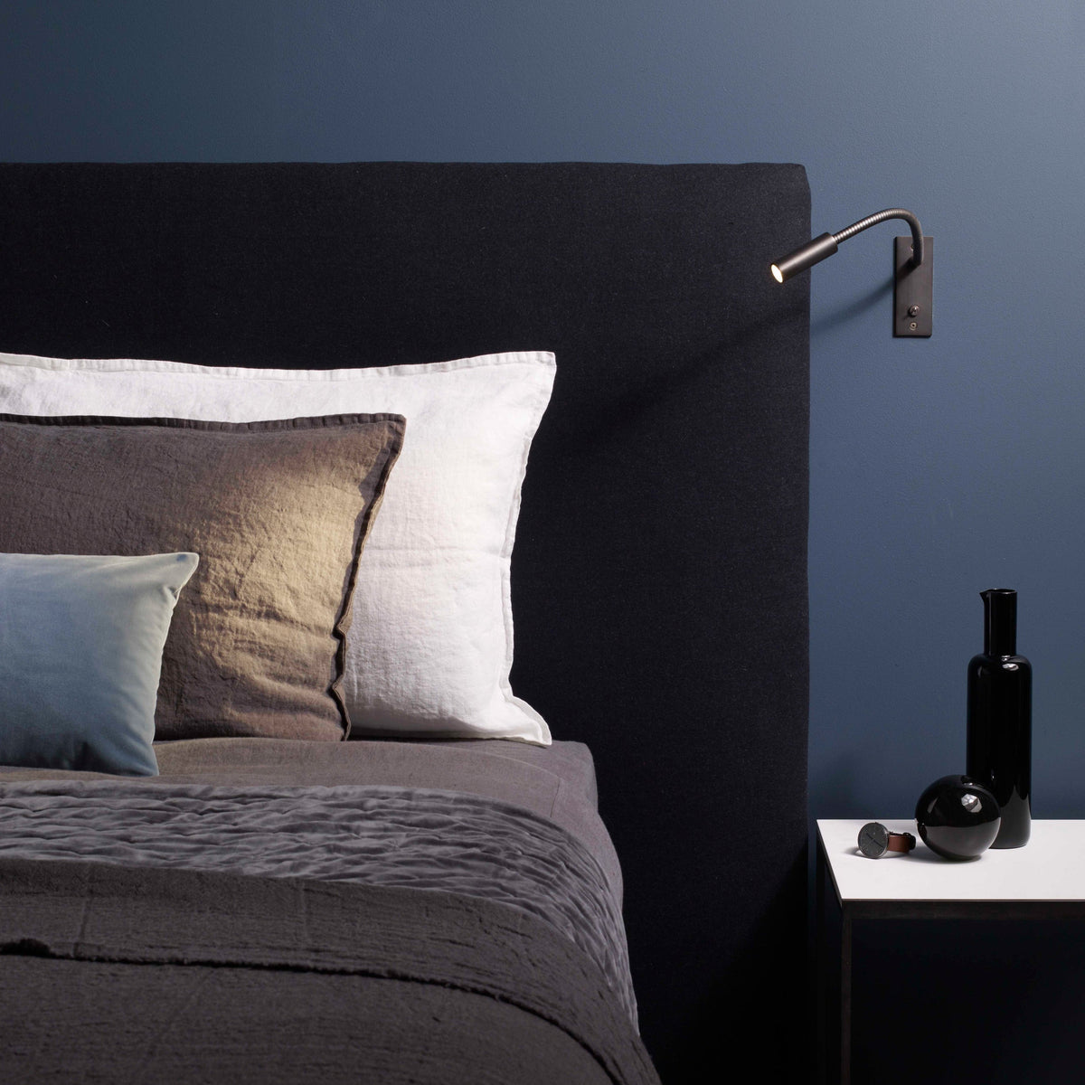 Leo Switched LED Recessed Reading Wall Light in Bronze