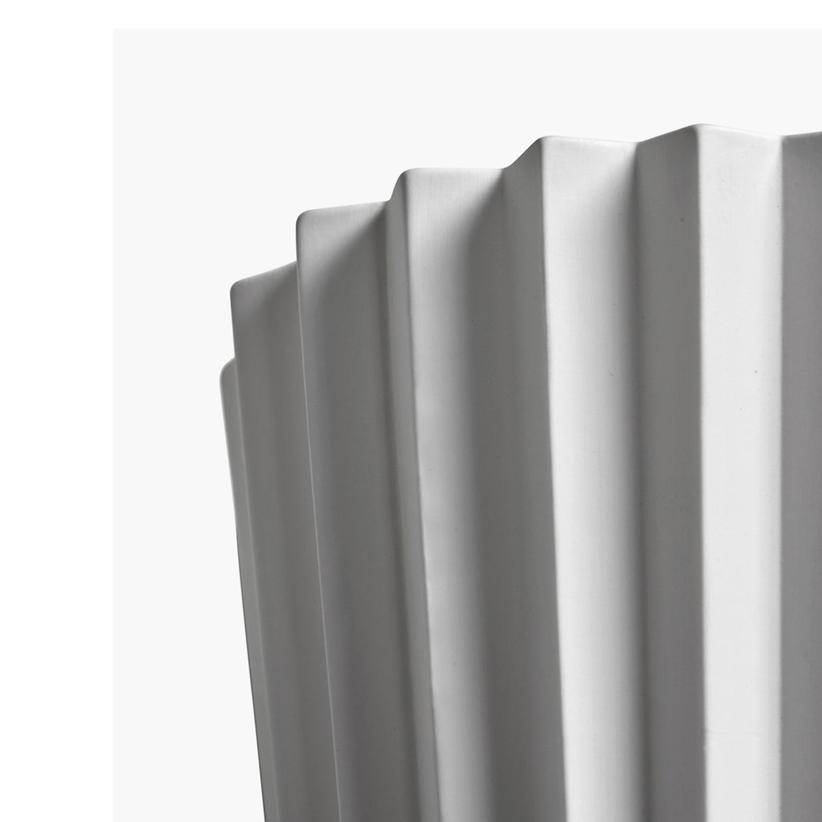 Uala Porcelain Wall Light in White