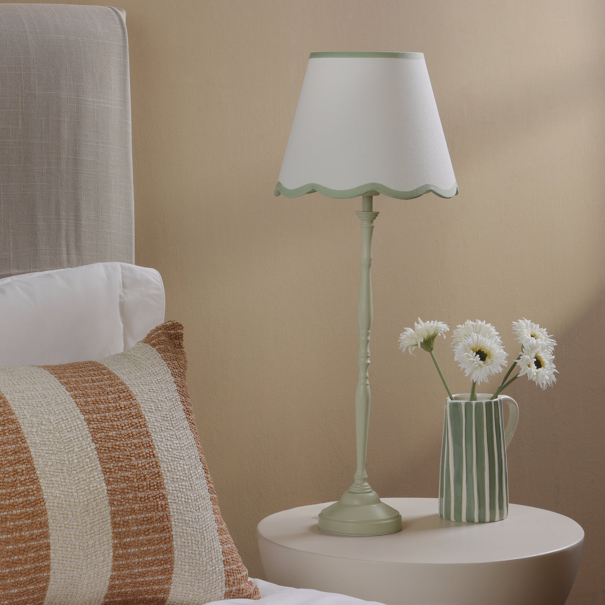 Lupo Table Lamp in Matt Green with Scalloped Ivory Linen Shade
