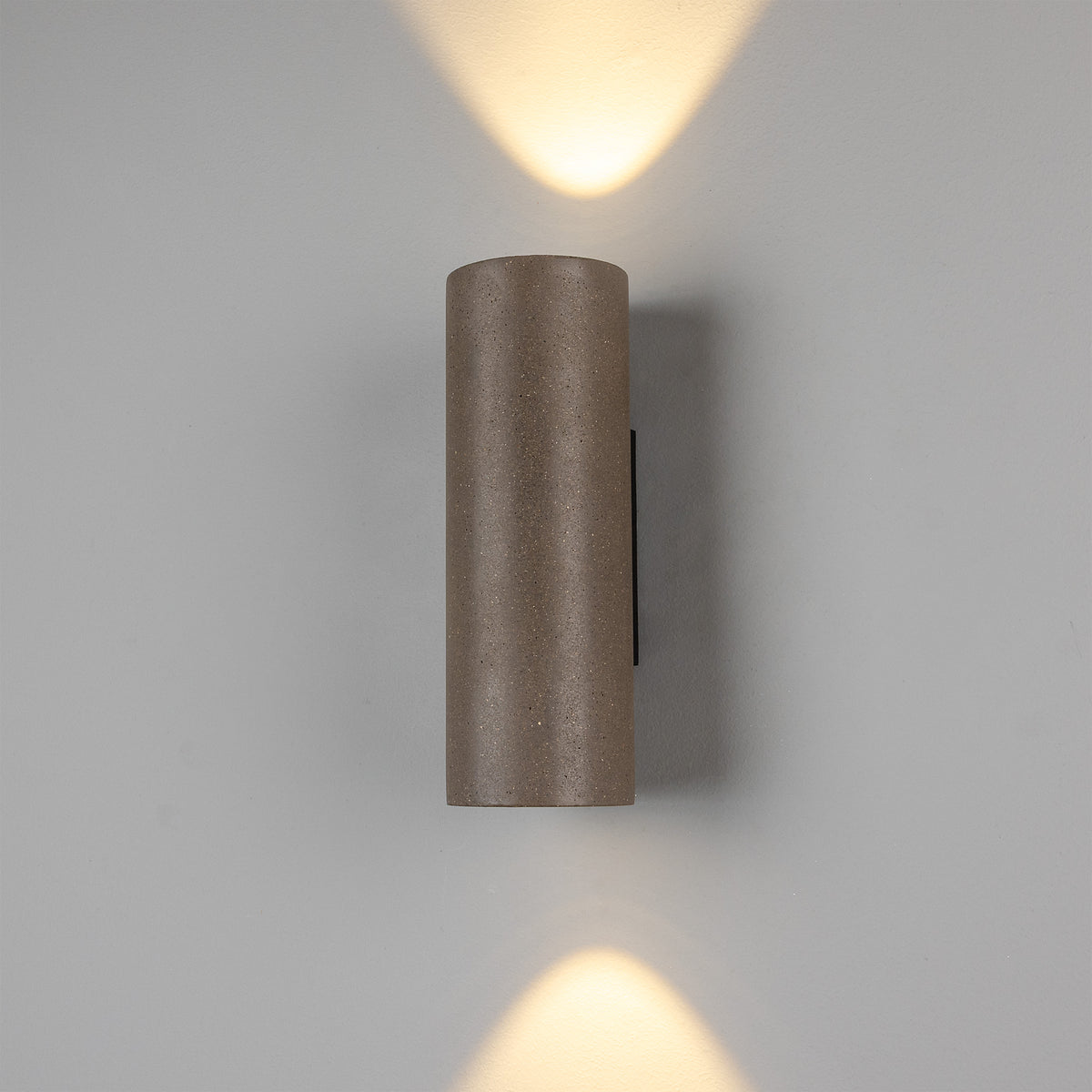 Mullan Pudong cylindrical IP65 exterior concrete LED wall light with up and down lighting