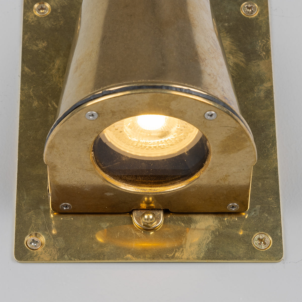 Wade IP54 Outdoor Brass Spotlight with Back Plate in Raw Brass
