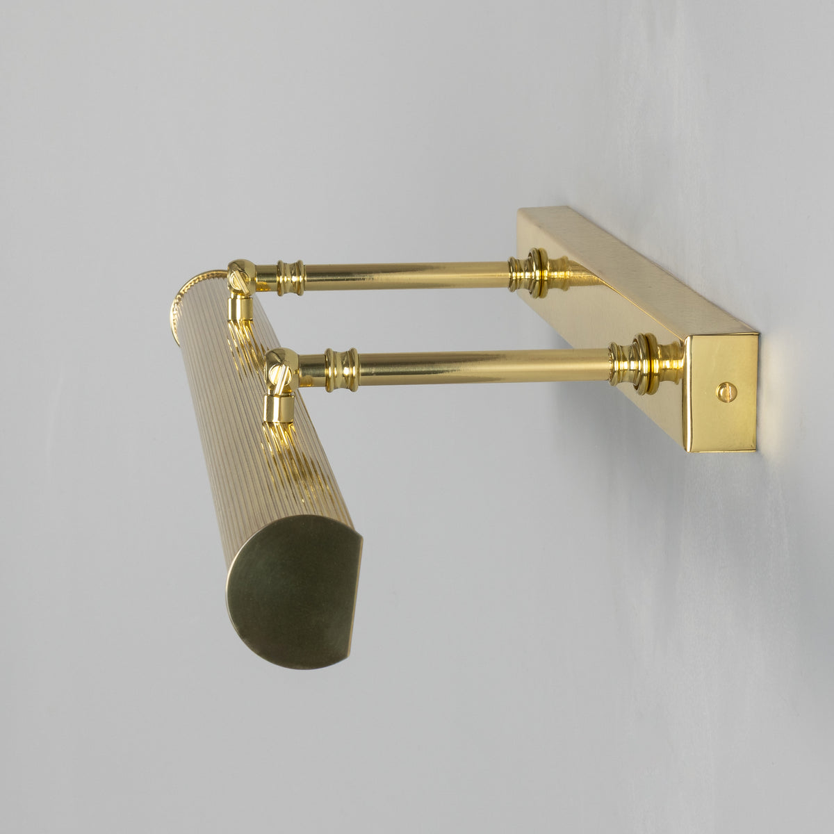 Cambridge Adjustable Reeded 605mm Solid Brass Picture Light in Polished Brass