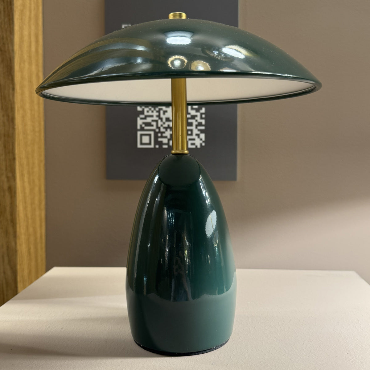 Poppy 12v LED Rechargeable Small Table Lamp in Pine Green
