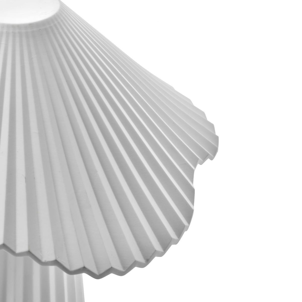 Uala Small Porcelain Table Lamp In White