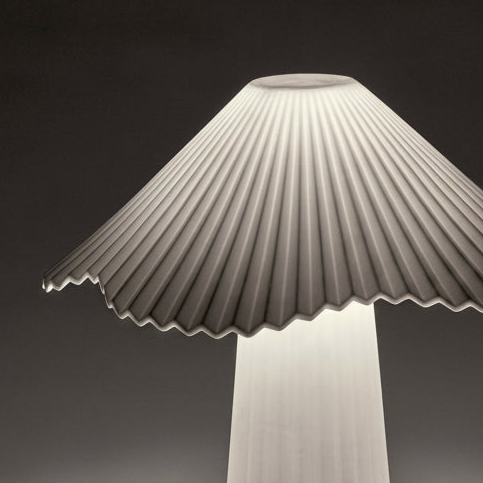 Uala Large Porcelain Table Lamp In White