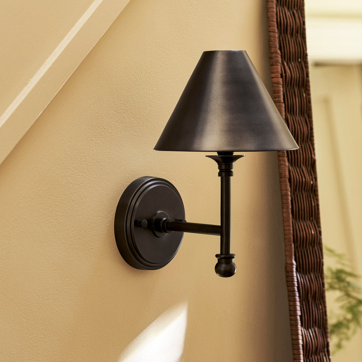 Kelmscot Single Antique Bronze Light