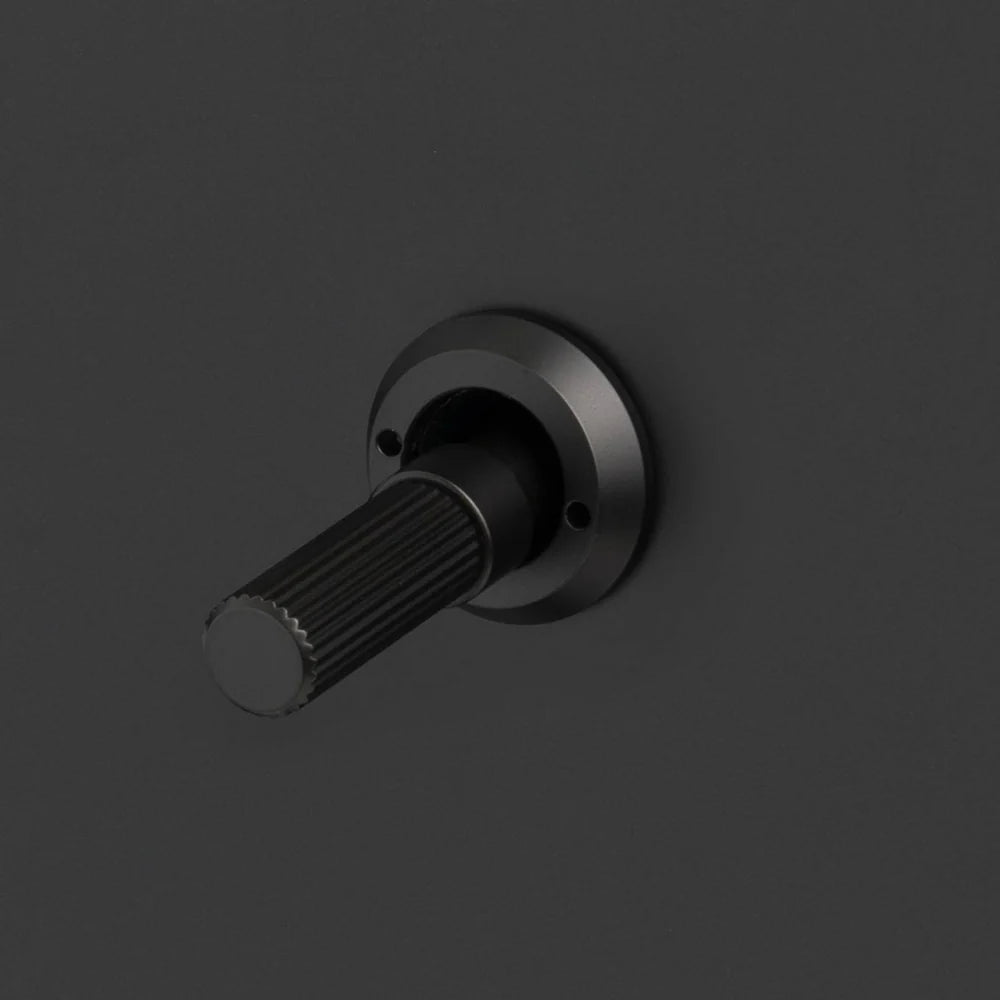 Linear Knurled Toggle Detail Kit in Black