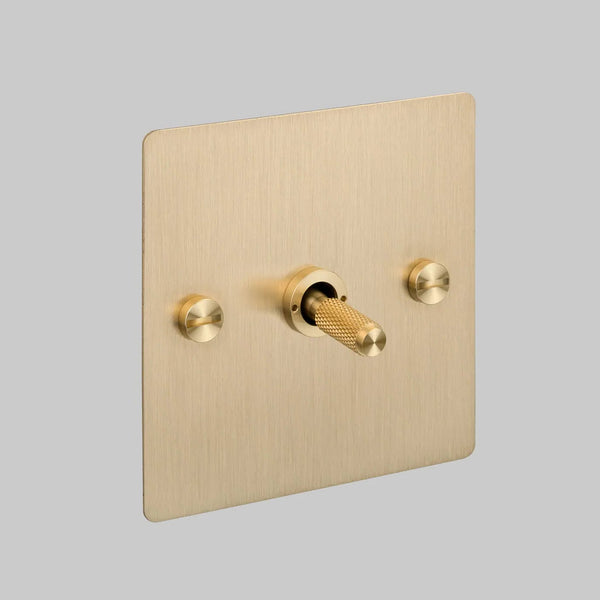 One Gang 3 Way Intermediate Light Switch in Brass with Knurled Toggle