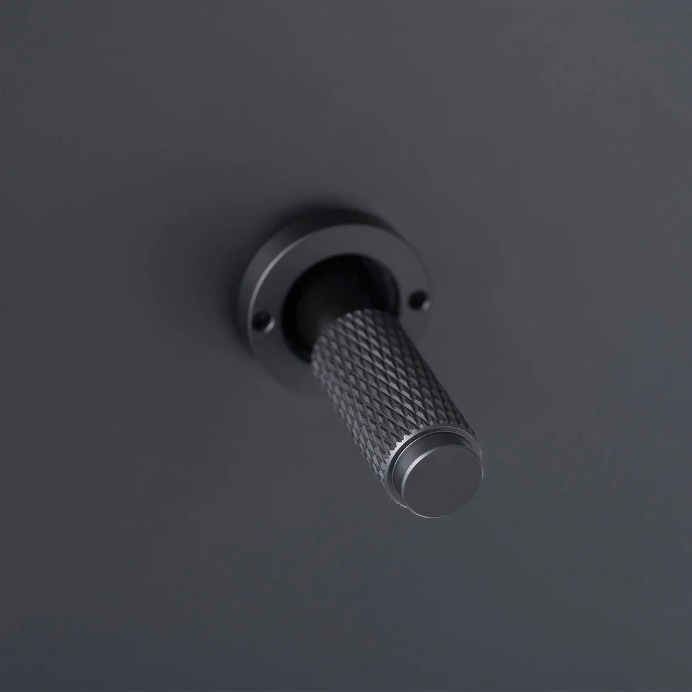 Cross Cut Knurled Toggle Detail Kit in Black
