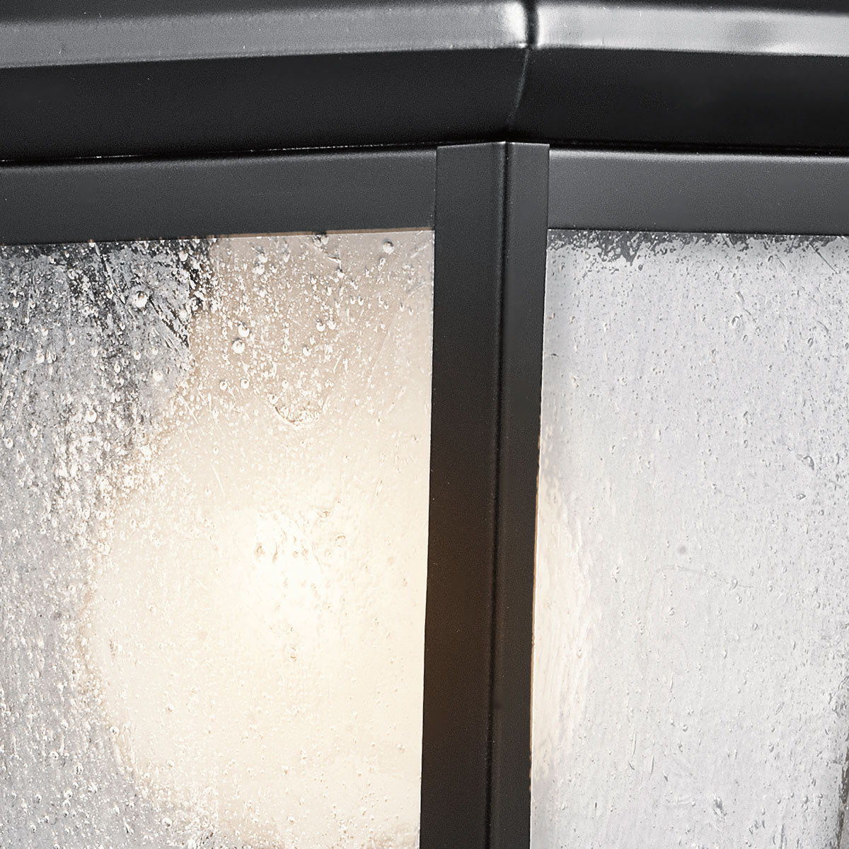 Mount Vernon IP44 Small Wall Lantern in Black with Clear Seedy Glass