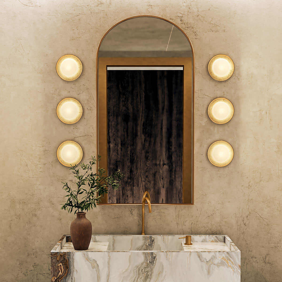 Alonso LED Wall Light in Vintage Brass Metalwork with Alabaster Accents