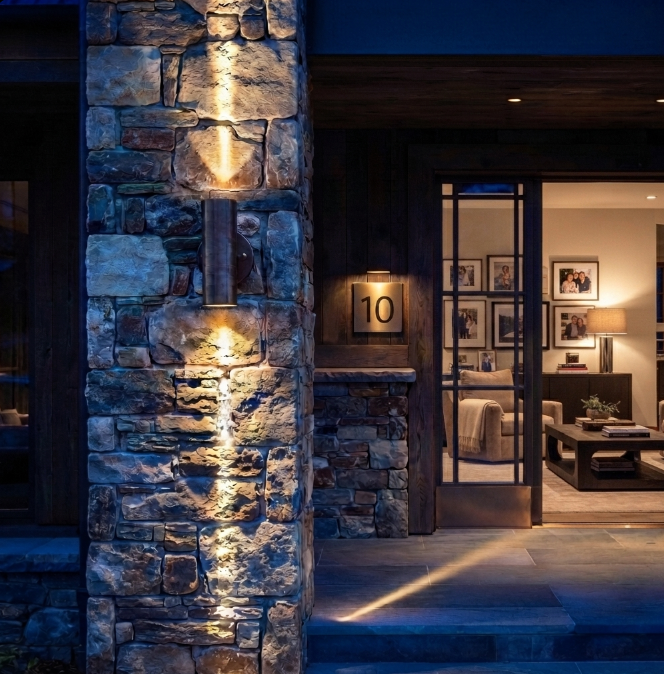Garden Trading Outdoor Up and Down Exterior Pillar Light in Raw Copper